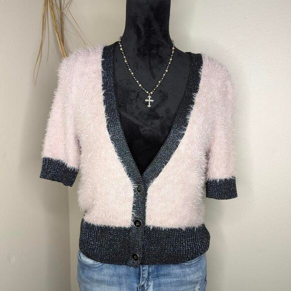 Preppy soft pink and black - Picture 2 of 8